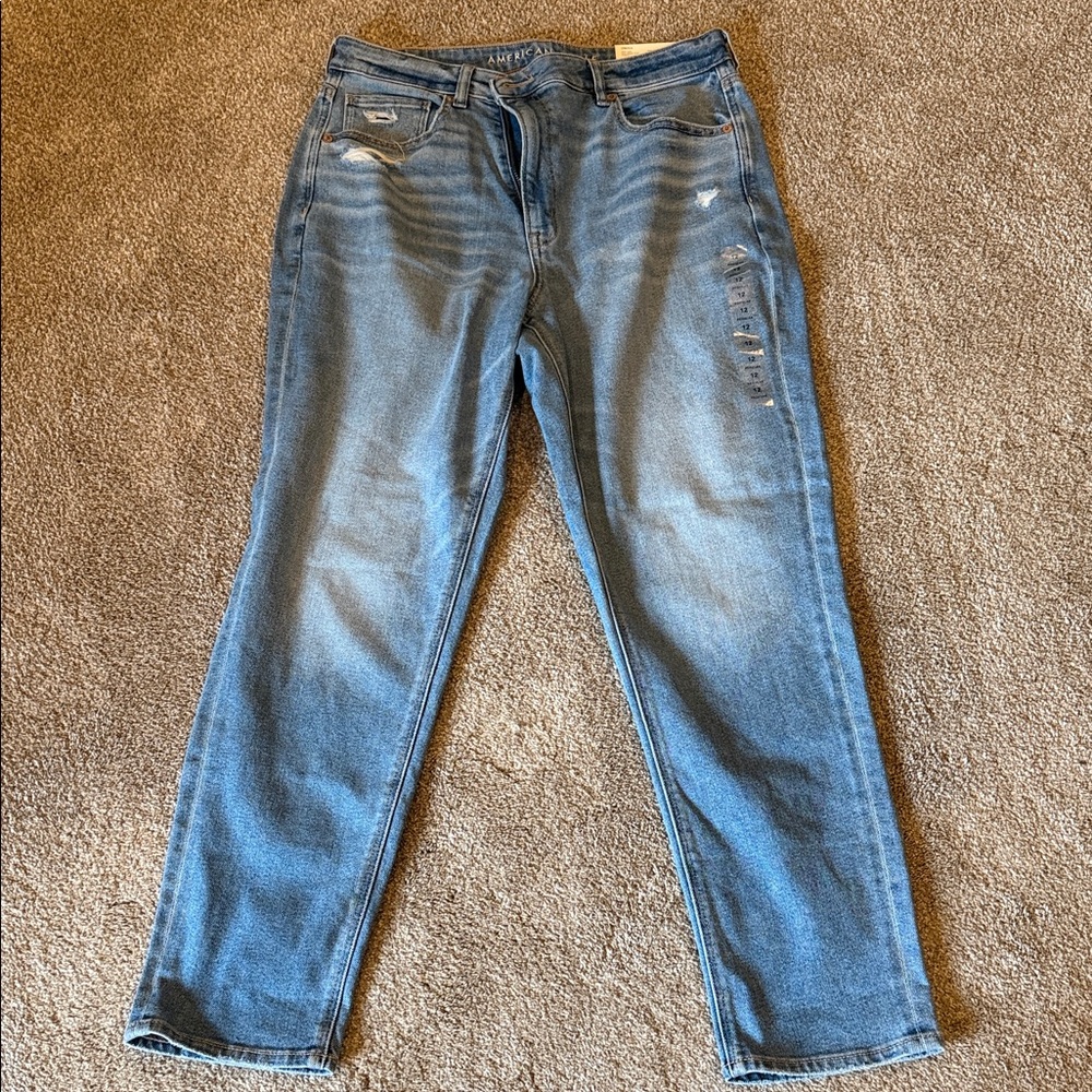 NEW American Eagle Outfitters High Rise Stretch Mom Jeans